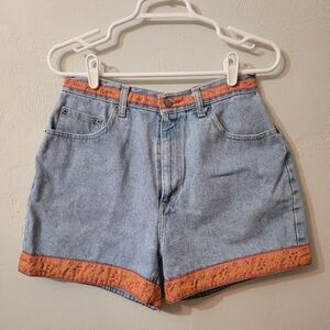 Bill Blass Vintage Unique 100% Cotton Jean Shorts! Size 8